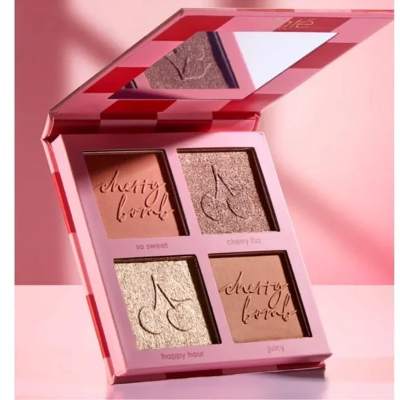 Cherry Bomb Blush and Highlighte Palette by Ciate London - Pink and Gold Shades - Picture 1 of 6